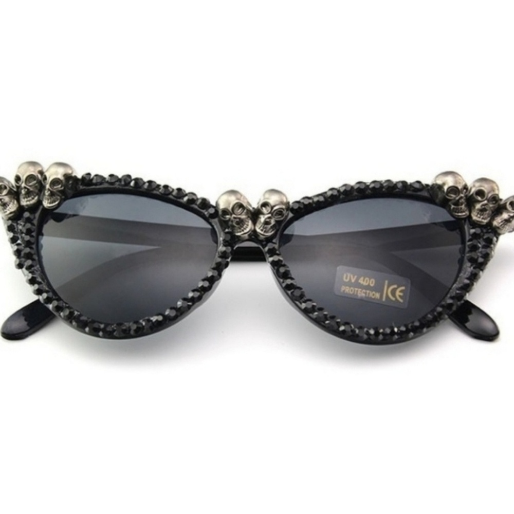 New Skull glasses
